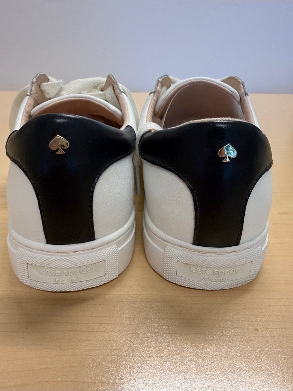 Kate Spade Alanna White Leather Sneakers Navy Accent Excellent Condition 8.5 - Picture 13 of 15